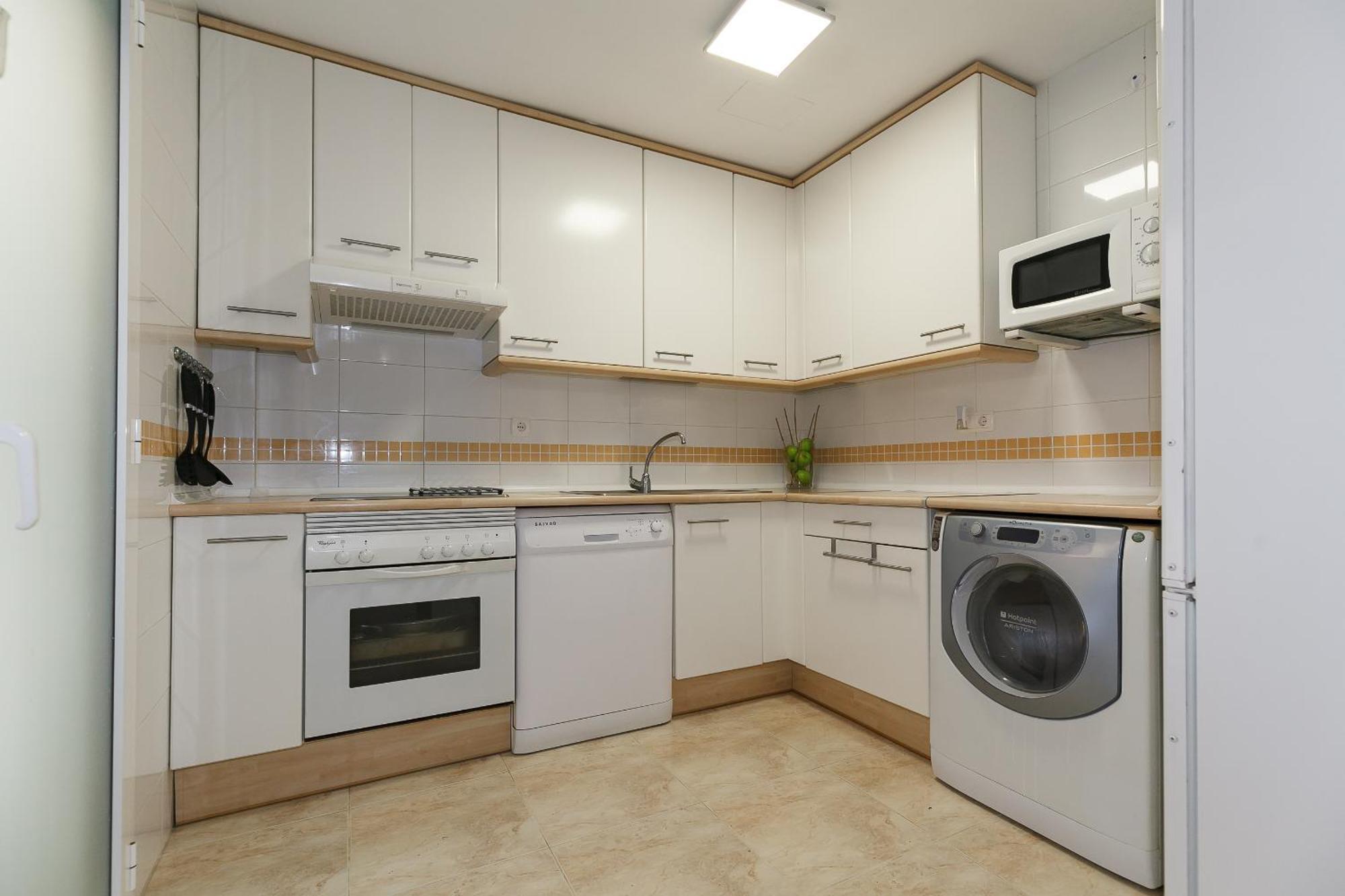 Uhc Golden Pineda Apartments La Pineda Εξωτερικό φωτογραφία