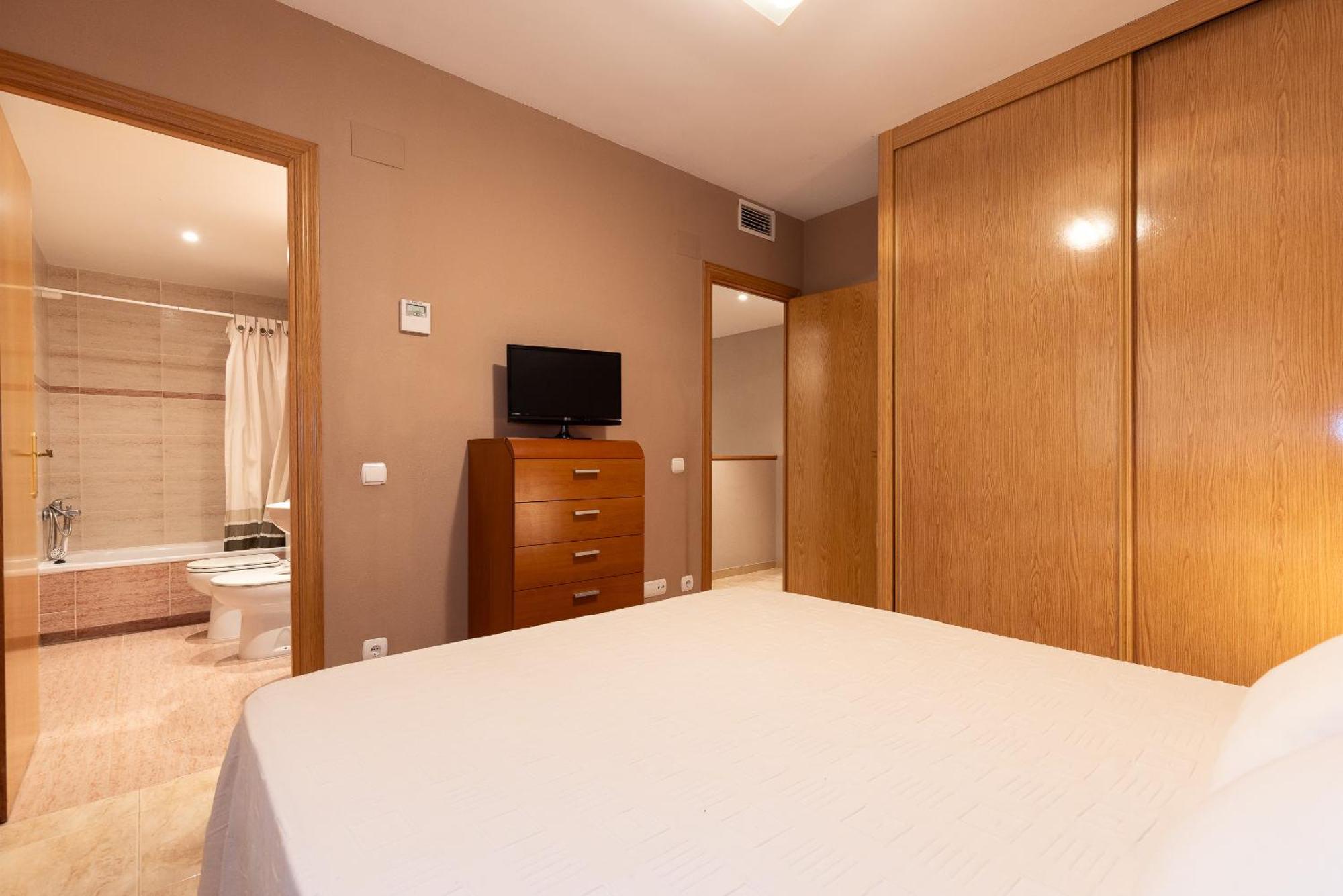 Uhc Golden Pineda Apartments La Pineda Εξωτερικό φωτογραφία
