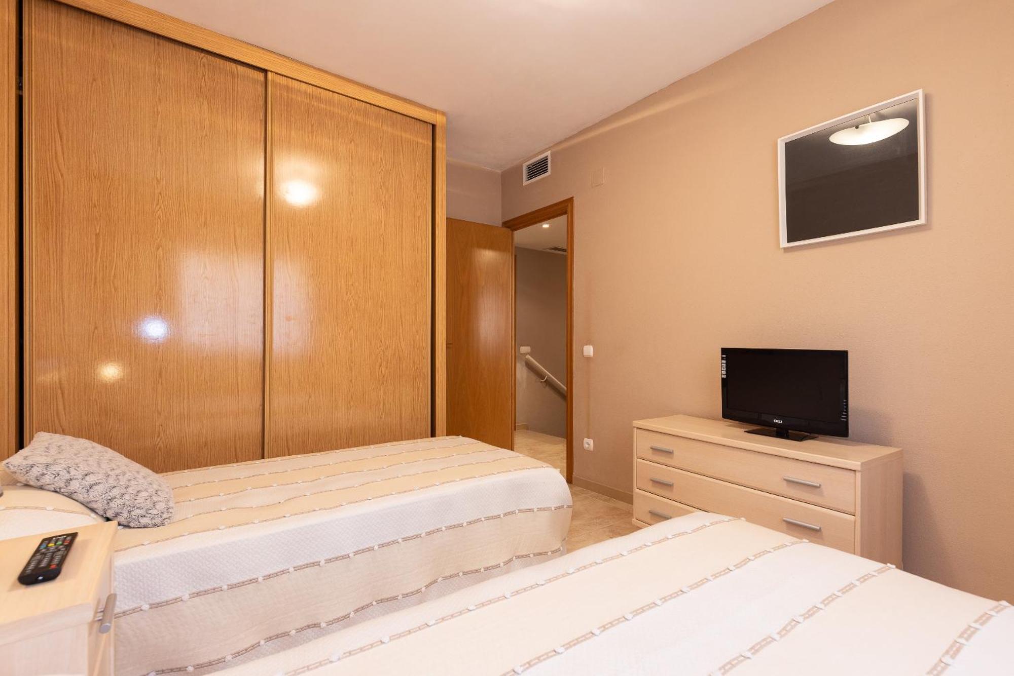 Uhc Golden Pineda Apartments La Pineda Δωμάτιο φωτογραφία
