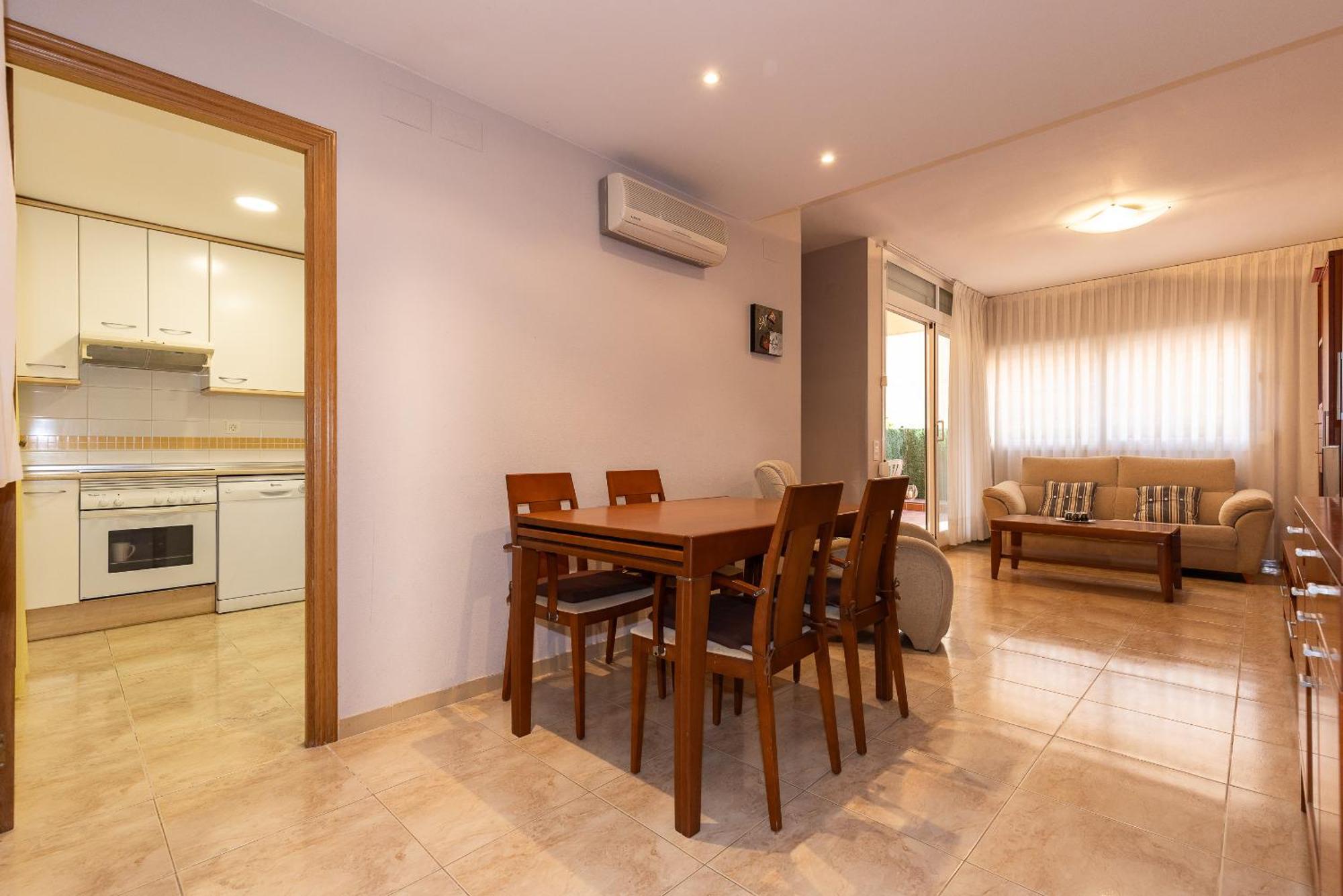 Uhc Golden Pineda Apartments La Pineda Δωμάτιο φωτογραφία