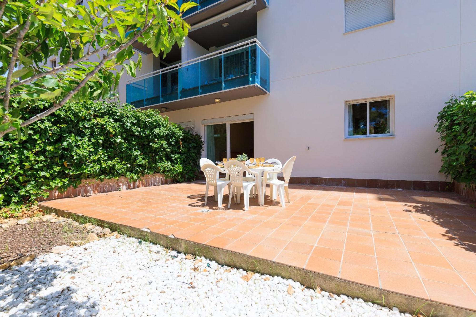 Uhc Golden Pineda Apartments La Pineda Εξωτερικό φωτογραφία