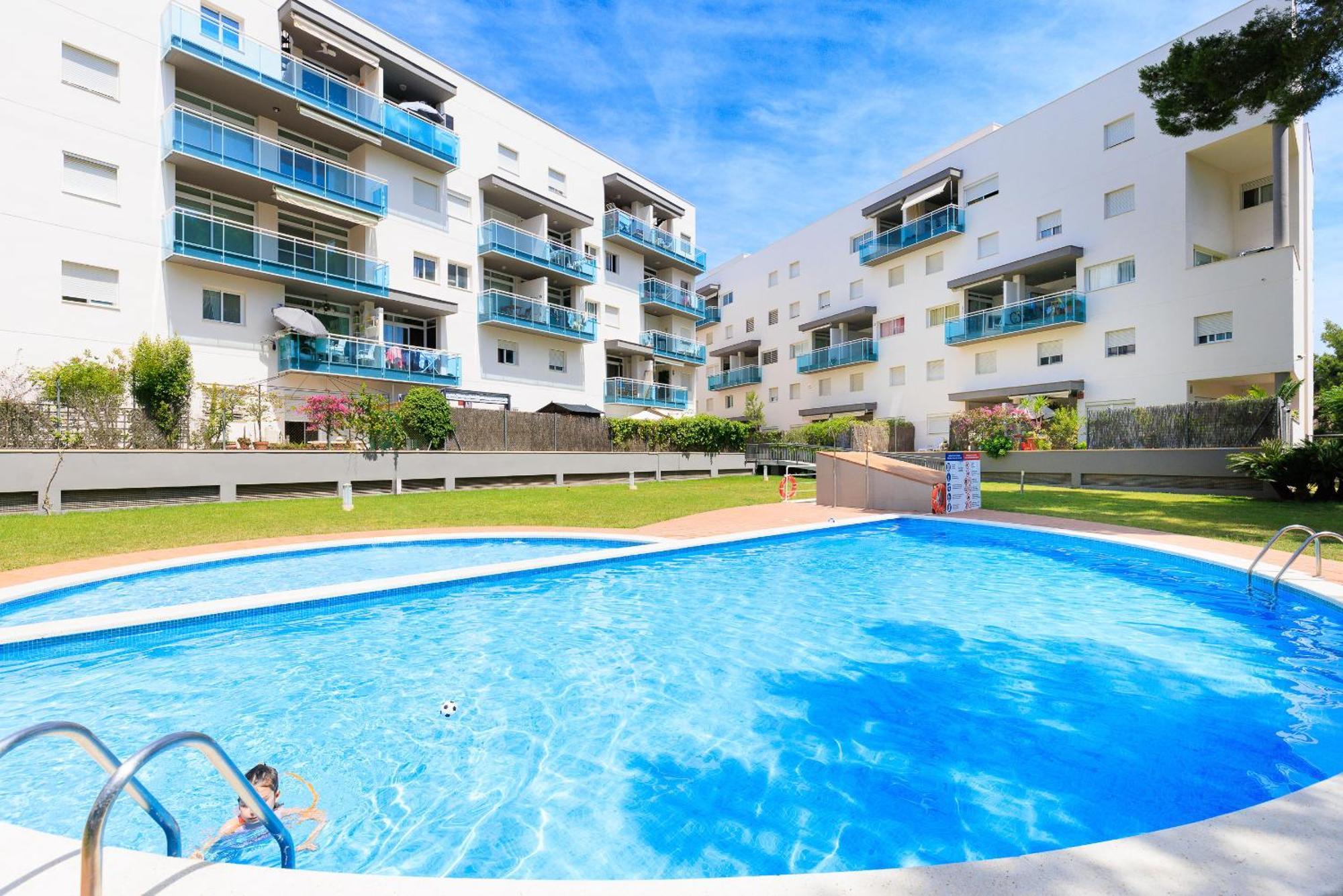 Uhc Golden Pineda Apartments La Pineda Εξωτερικό φωτογραφία