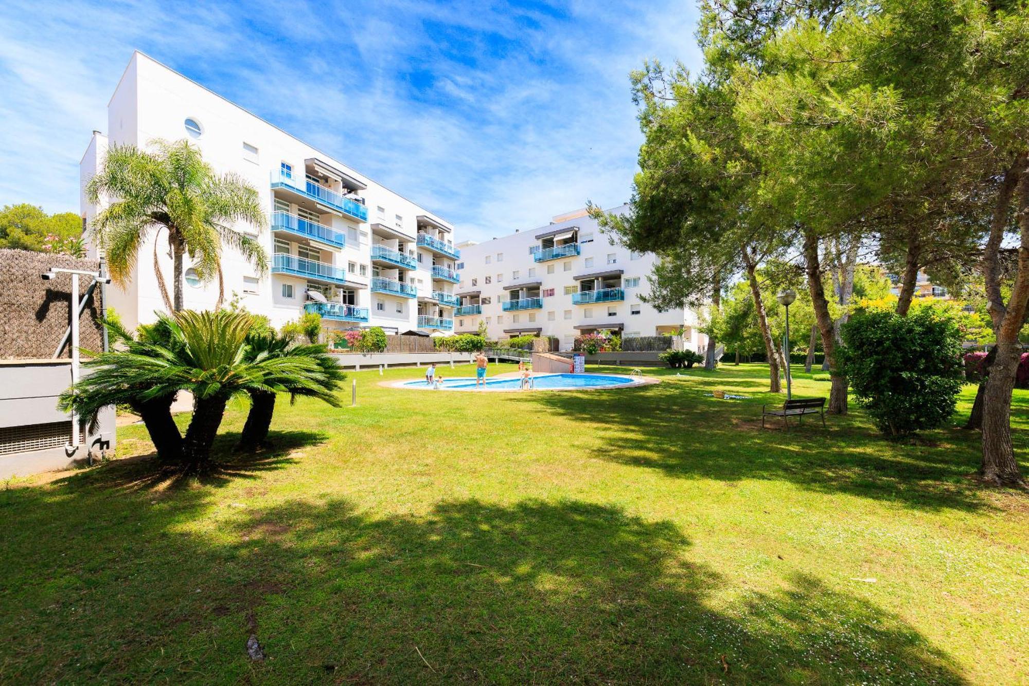 Uhc Golden Pineda Apartments La Pineda Εξωτερικό φωτογραφία